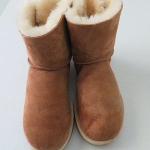 UGG Selene Rope Bailey Bow in Back Chestnut (Brown) UGG S/N 1094329 Size 7